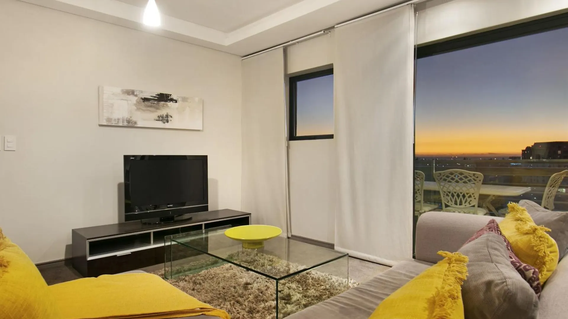 Manhattan 1003 Cape Town Apartment